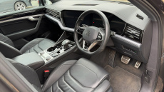 Volkswagen Touareg 3.0 V6 TDI 4Motion Black Edition 5dr Tip Auto Diesel Estate